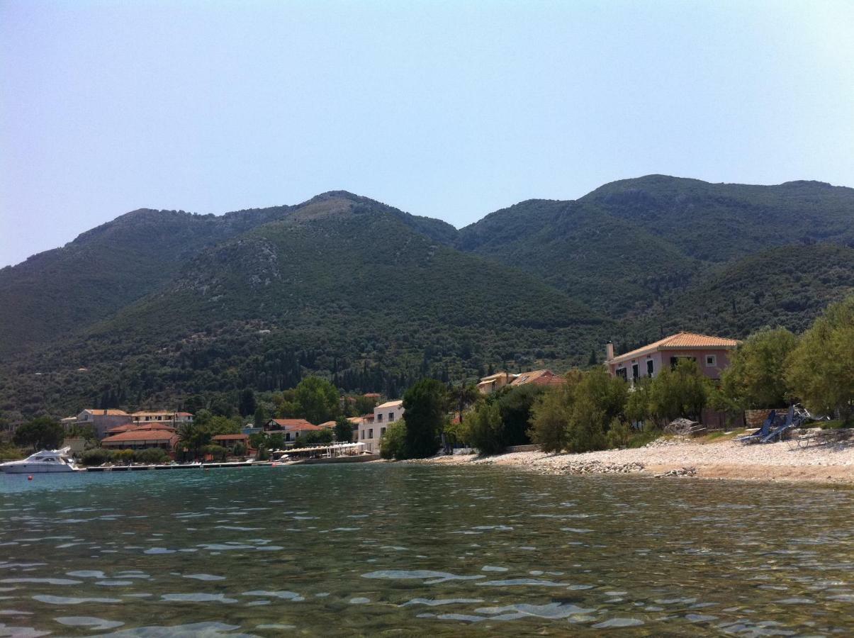 Lefkada Beachfront Apartment 尼基亚娜 外观 照片