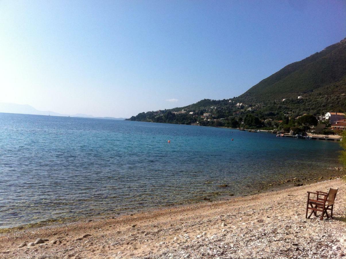 Lefkada Beachfront Apartment 尼基亚娜 外观 照片