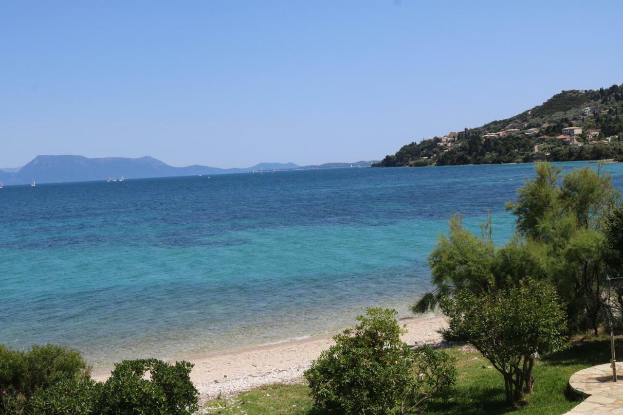 Lefkada Beachfront Apartment 尼基亚娜 外观 照片